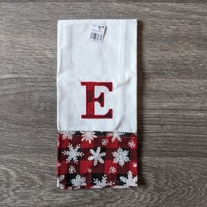 'E' Winter Dishtowel